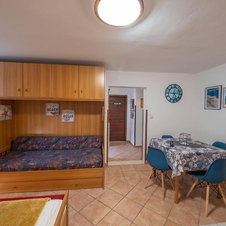 Apartments Zlatko & Mira Dorcic Baška Rom bilde