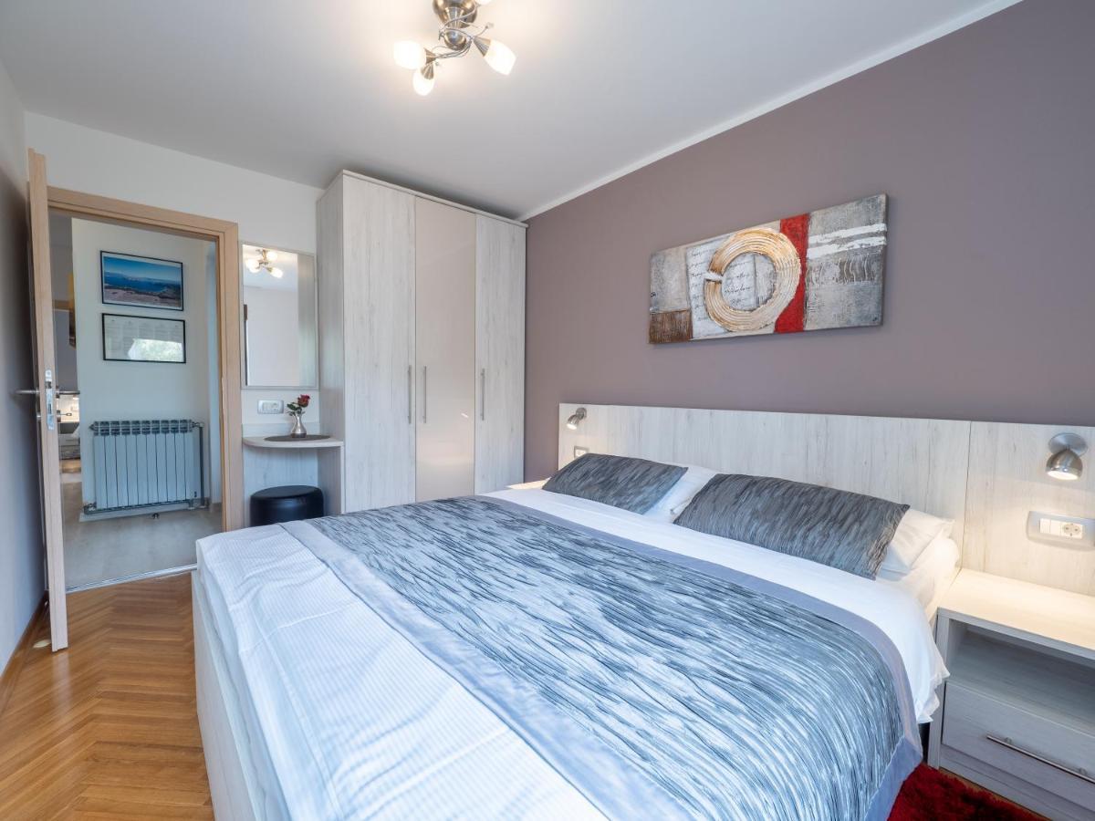 Apartments Zlatko & Mira Dorcic Baška Eksteriør bilde