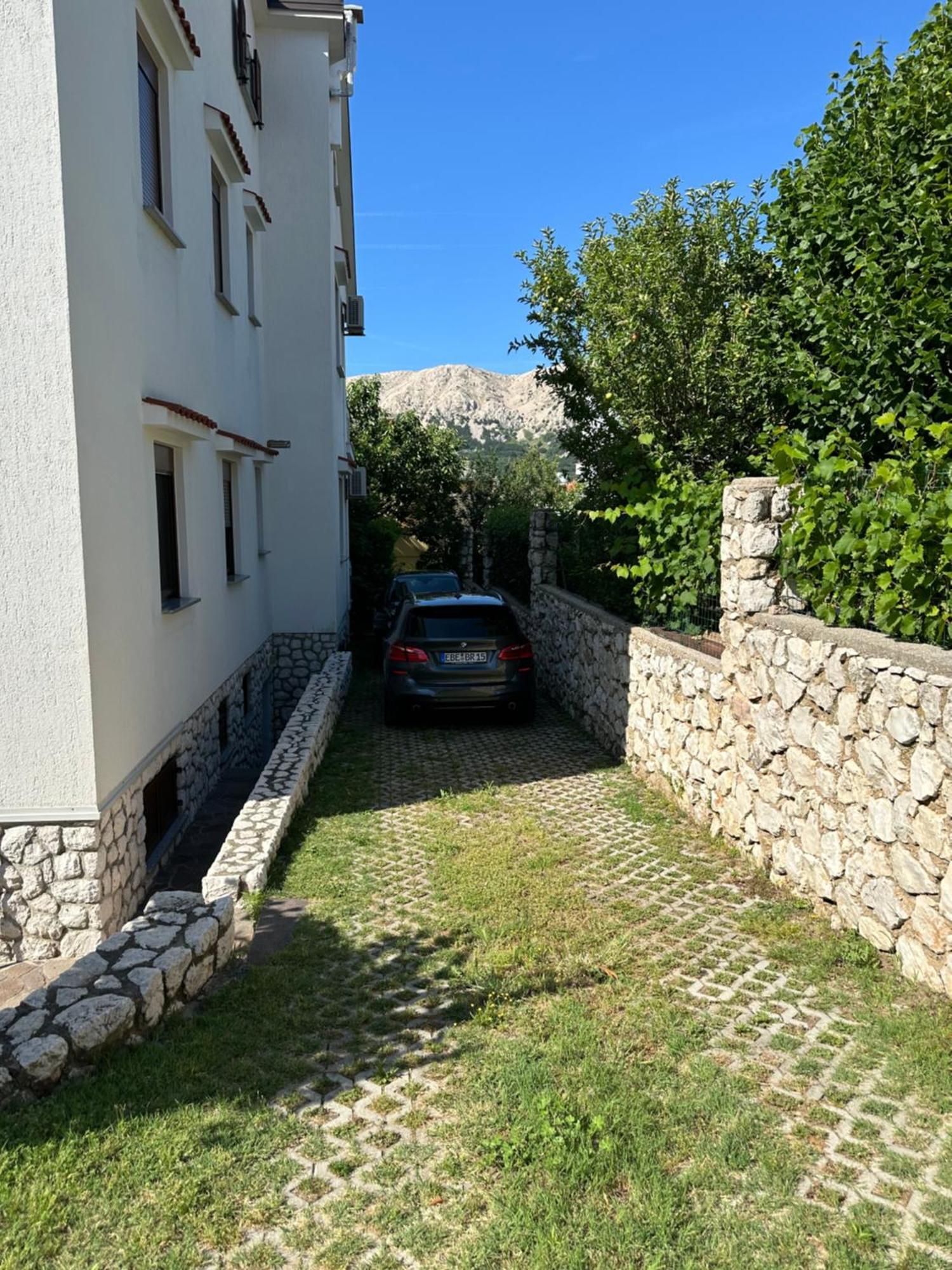 Apartments Zlatko & Mira Dorcic Baška Eksteriør bilde